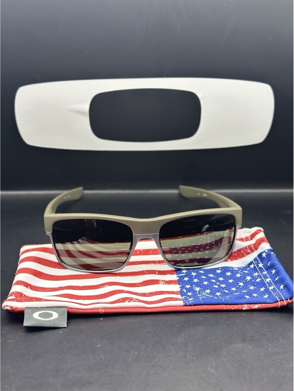 Oakley TwoFace Matte Moss/Dark Grey Lenses OO9189-21